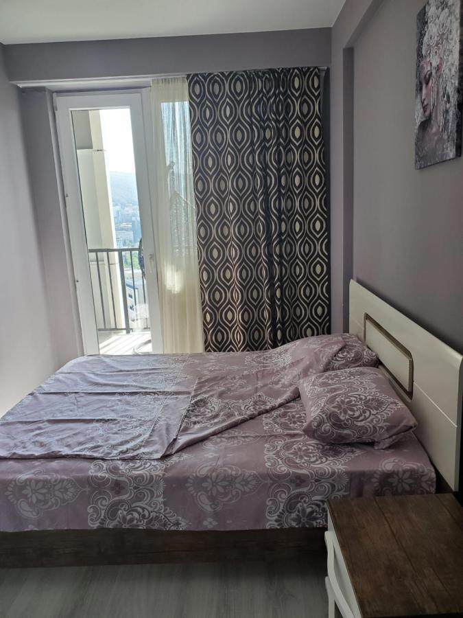 Cozy 1-Bedroom Unit In Tbilisi, With Amazing View Exterior photo