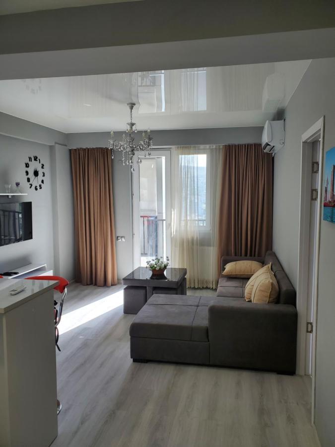 Cozy 1-Bedroom Unit In Tbilisi, With Amazing View Exterior photo