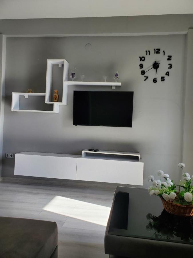Cozy 1-Bedroom Unit In Tbilisi, With Amazing View Exterior photo